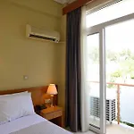Neda 호텔 3*