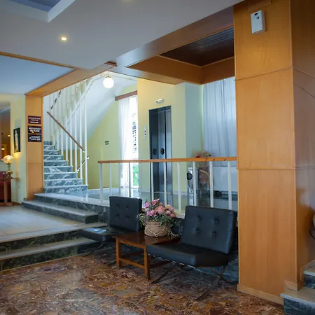 Neda Ξενοδοχείο