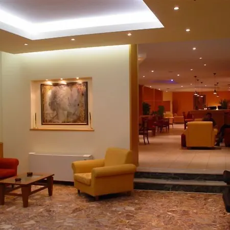Neda Hotel 3*