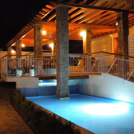 奈达酒店 3* 奥林匹亚